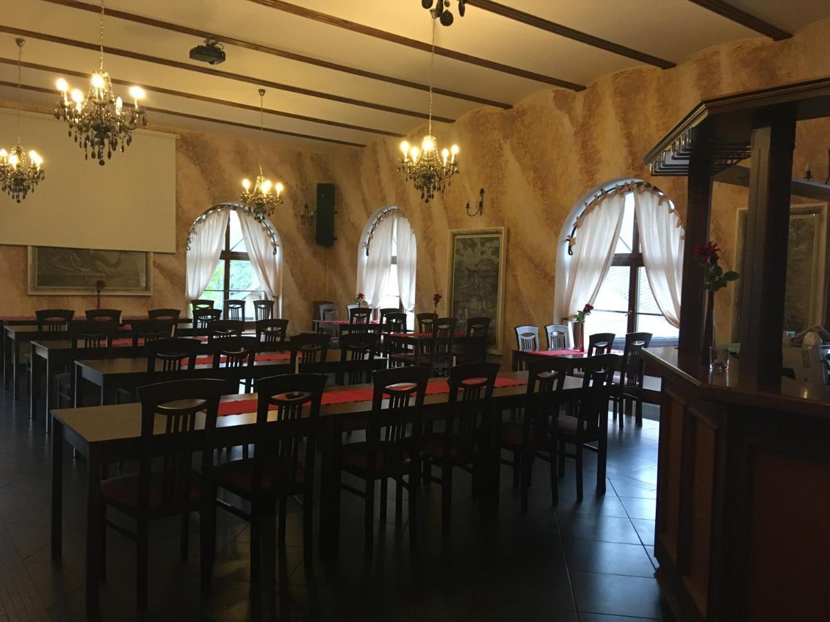Velká Bystřice Penzion A Pivnice Varna מראה חיצוני תמונה