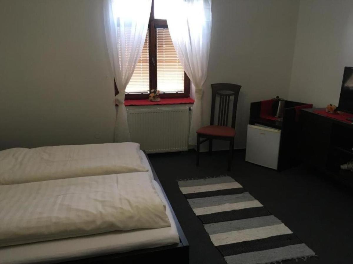 Velká Bystřice Penzion A Pivnice Varna מראה חיצוני תמונה